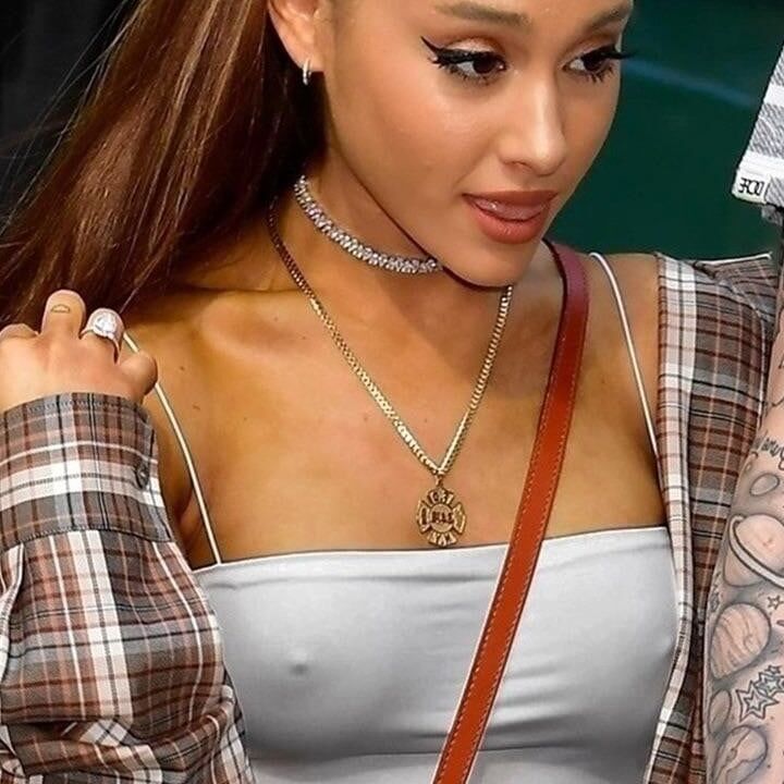 braless