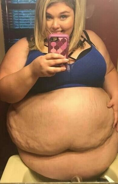 BBW &amp; SSBBW With Resting Bellies