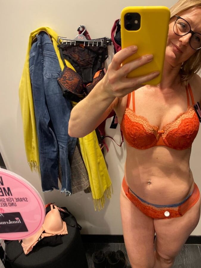 German Slut Heidi