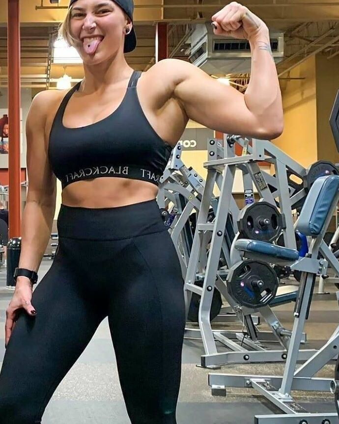 Muscle Chicks Vol. II