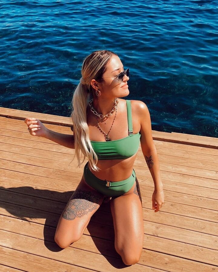 Sexy Turkish Pelin