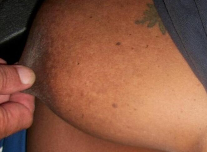 Ebony Wife&;s Nice Tits