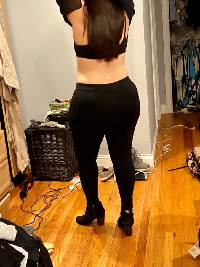 Send and comment on cuck pictures