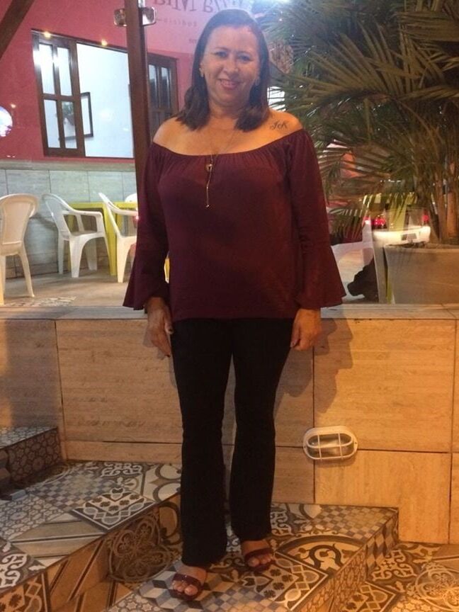 BRAZILIAN BUSTY MILF