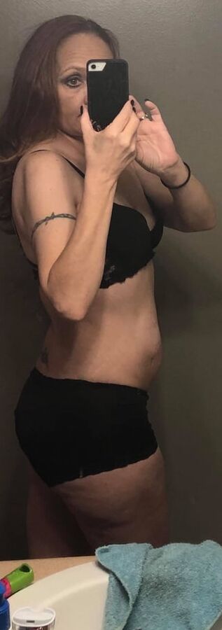 Dani sent nudes on messenger