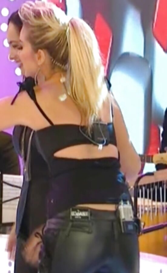 turkish celebrity seda sayan