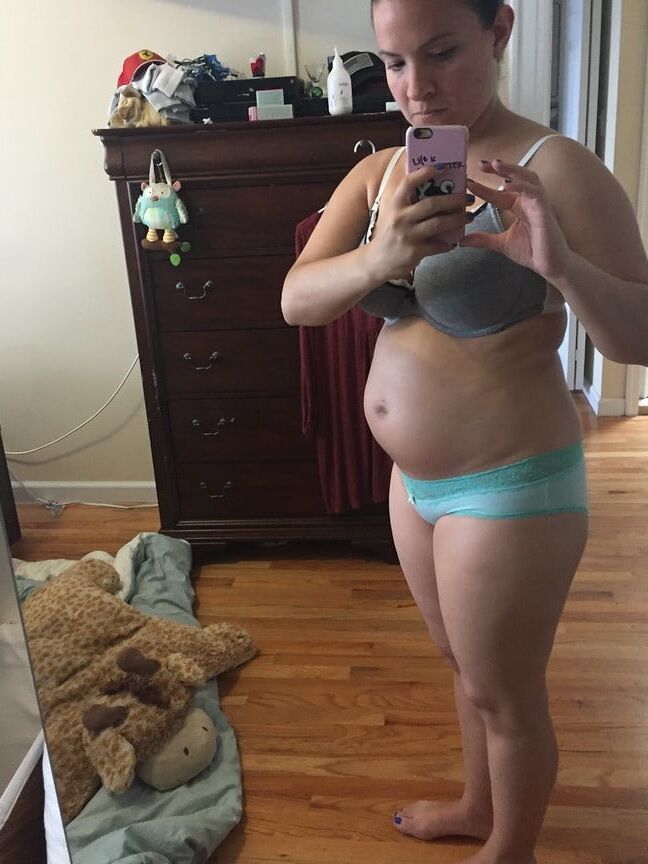 Pretty Preggos