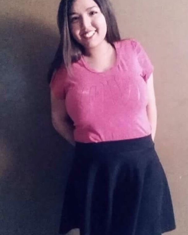 Laura con mega TETAS