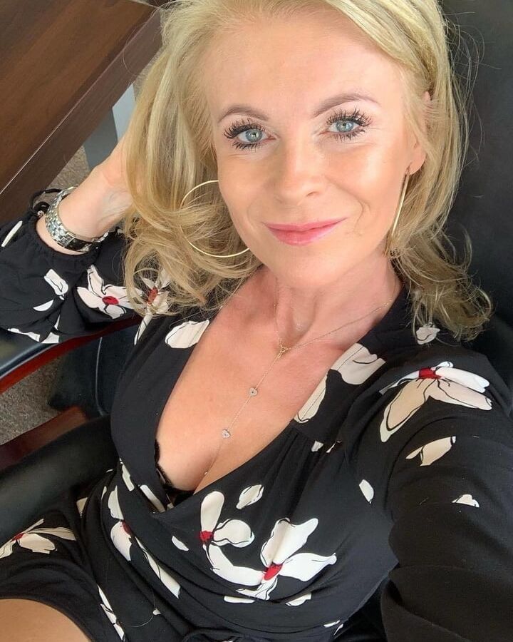 Super Sexy Milf