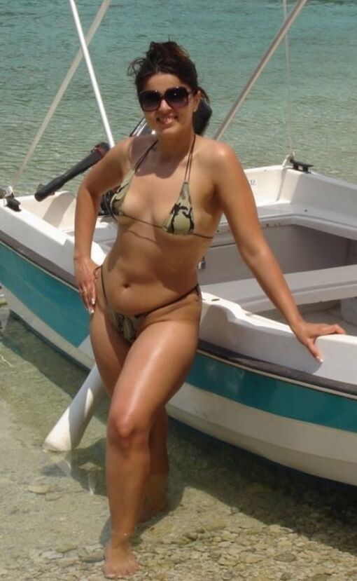 GREEK SEXY WOMAN