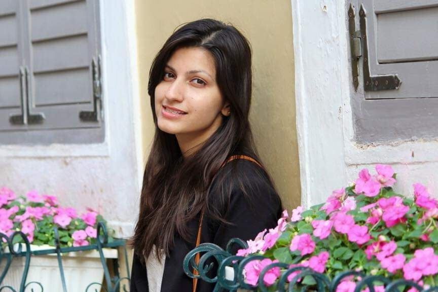 Sexy indian bhabhi for tributes and captions