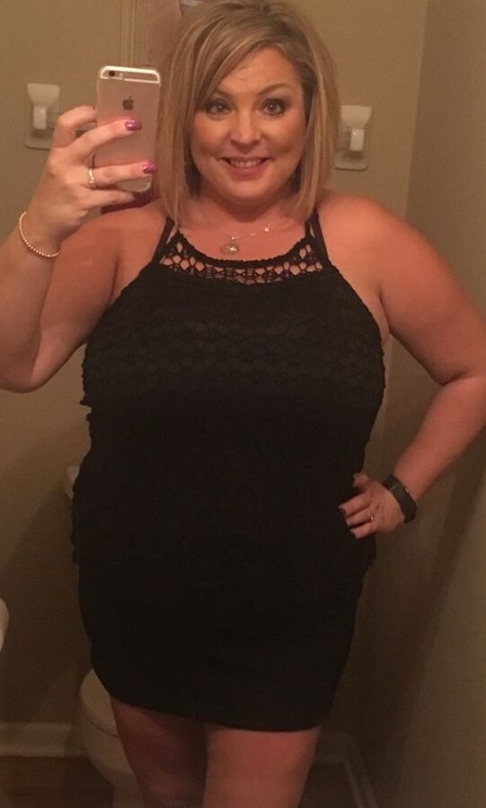 MILF BIG BOOBS