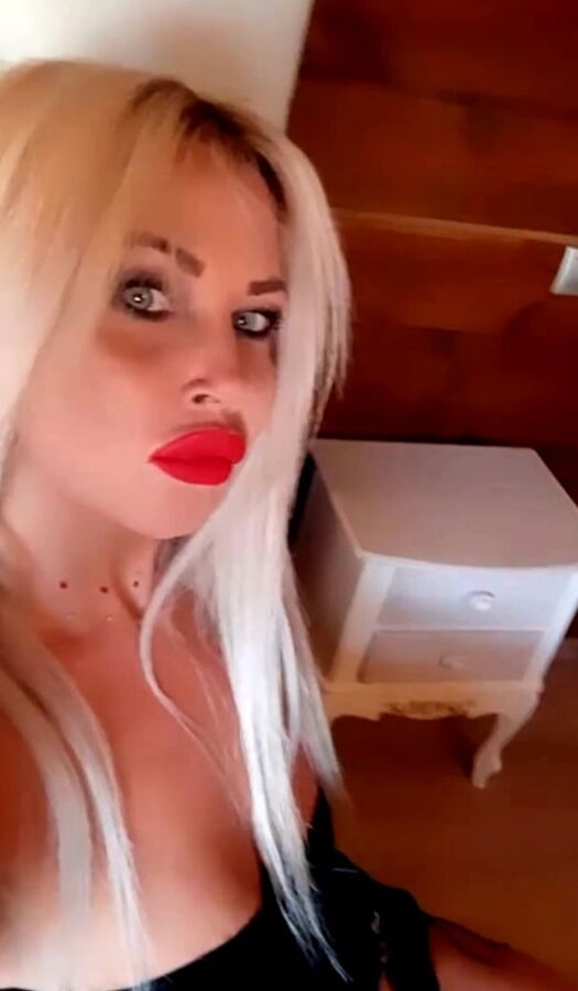 Greek Huge Tits Milf Vol