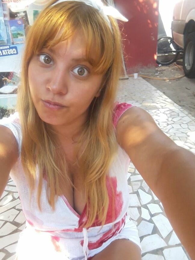 (ARG): Florencia&;s big tits in summer!