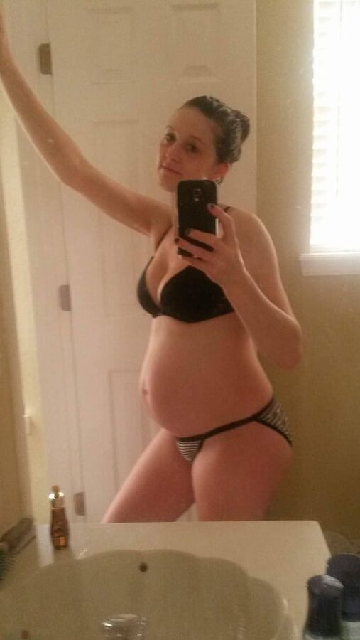 Pretty Preggos
