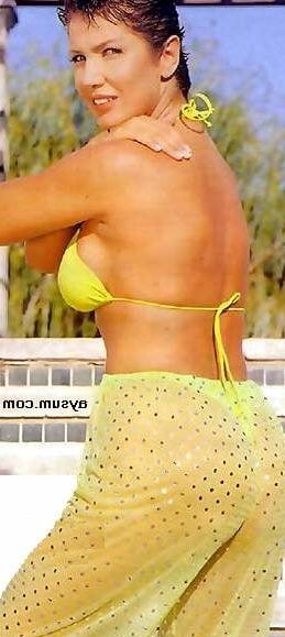 turkish celebrity seda sayan