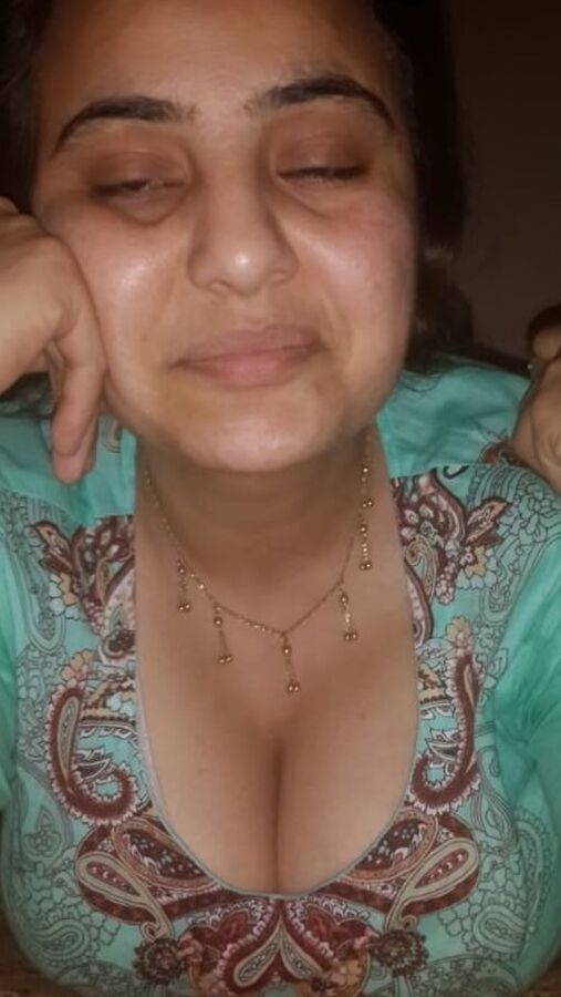 Desi BBW AUnty