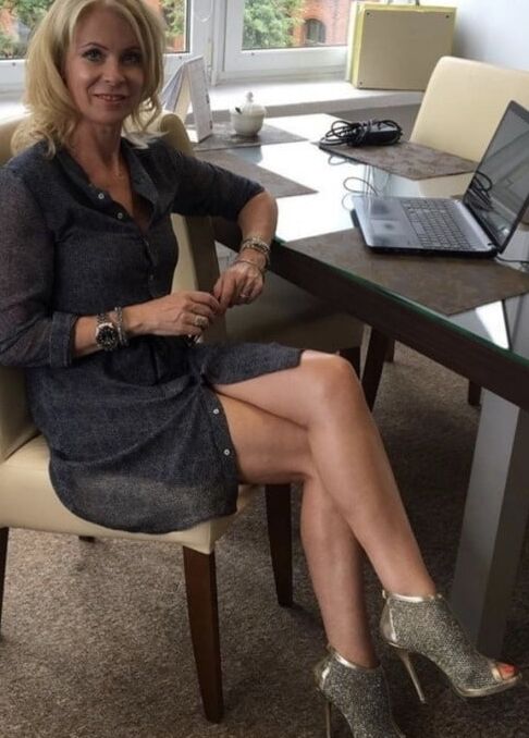 Super Sexy Milf