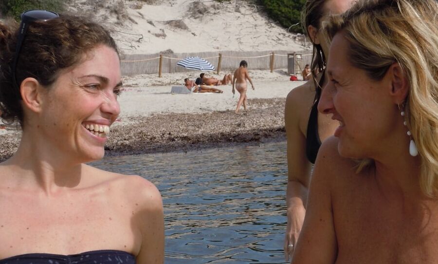 wife coworkers in holidays topless