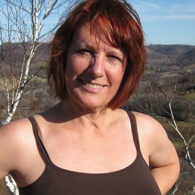 Mature MILF s ()