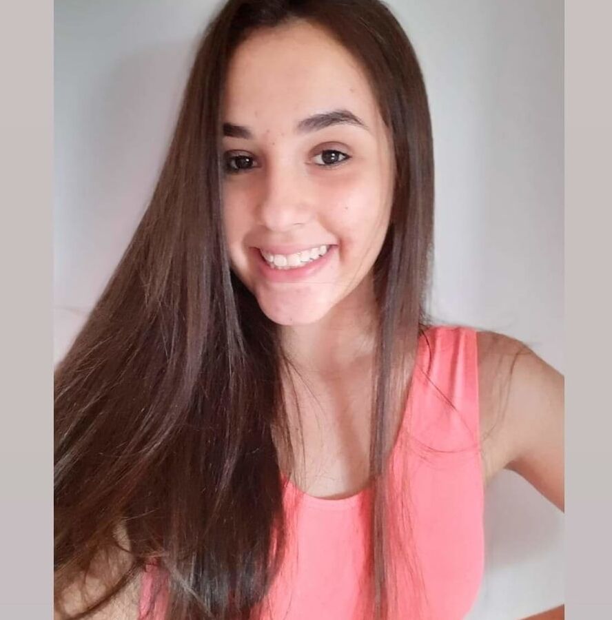 Beatriz a putinha para cum tributos