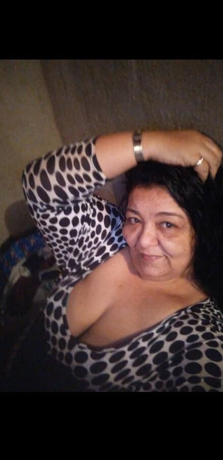 Brenda Mamacita Nalgona