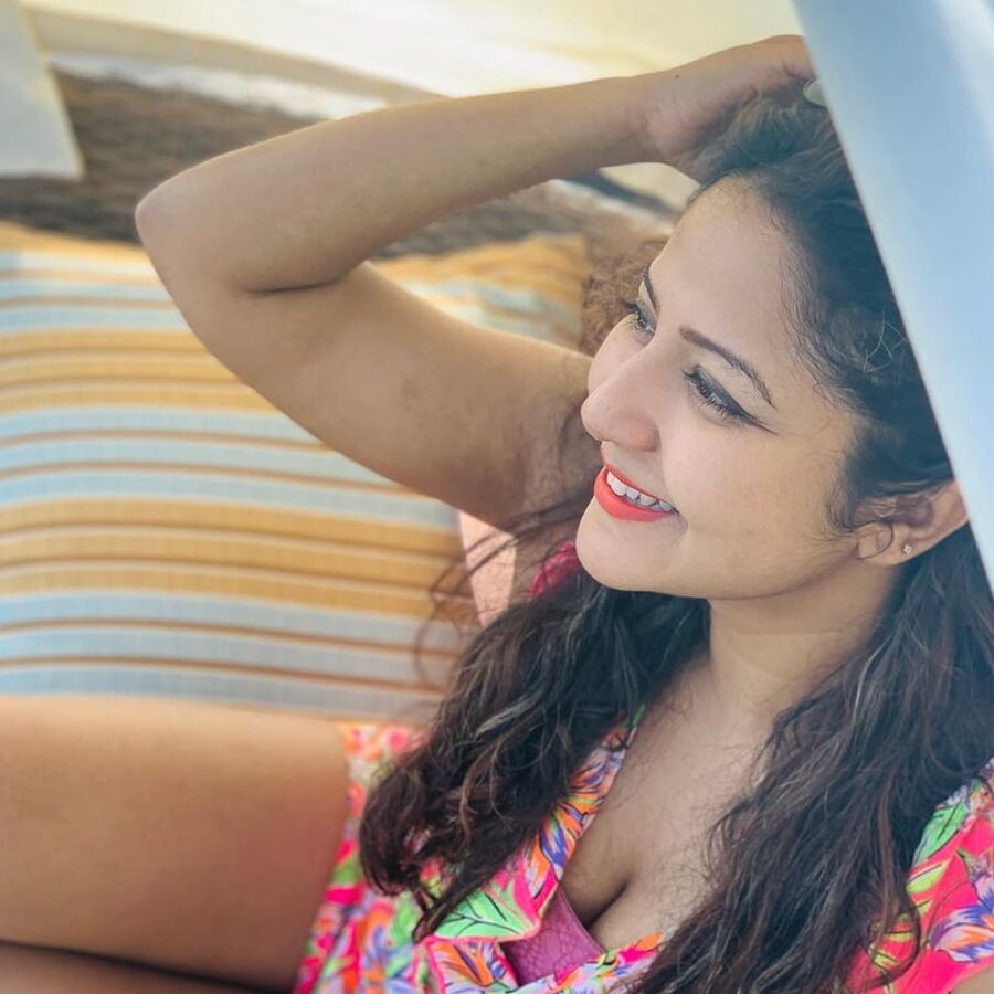 Hot Girl Sri Lanka