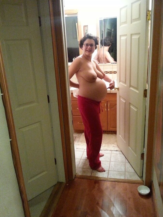 Pretty Preggos