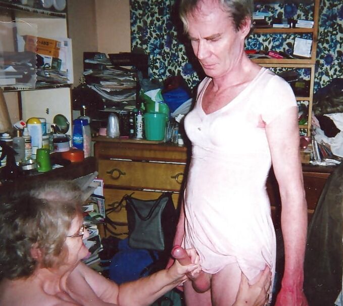 Femdom Mommy