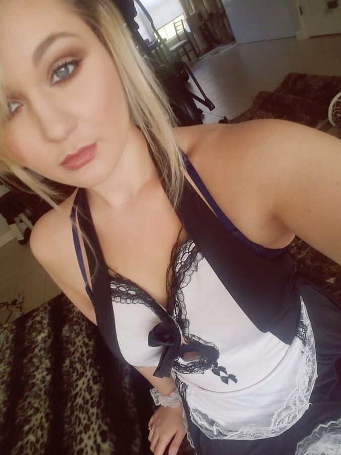 Young sluts Vol.