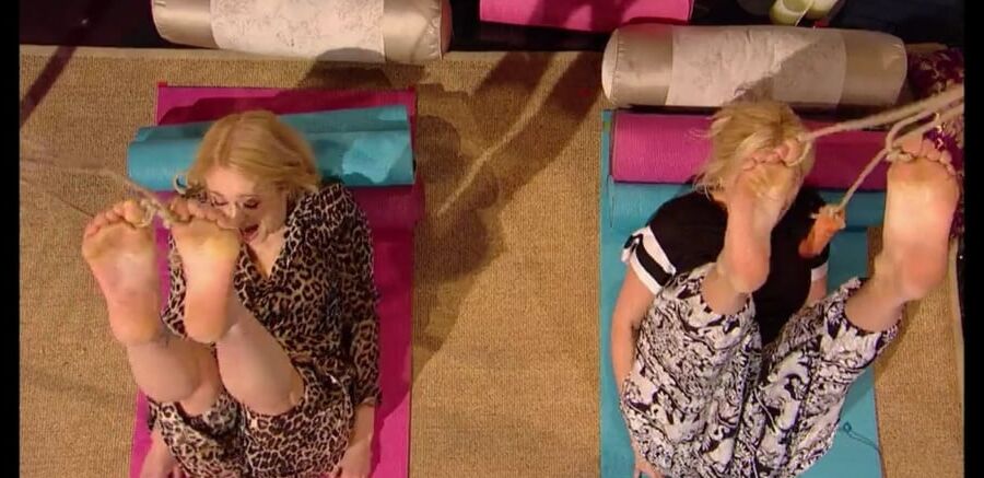 Milf slut Holly Willoughby - Where would you cum on her