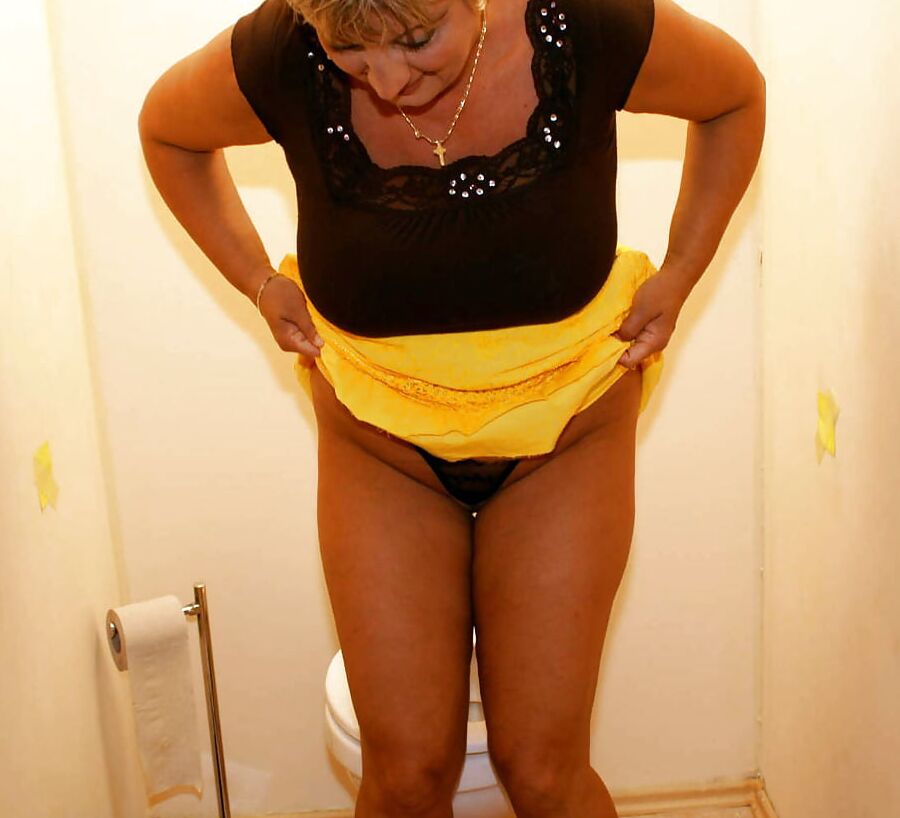 Gloryhole Granny II