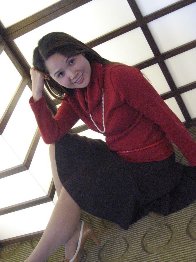 Cute Chinese Wife - Tan Pantyhose