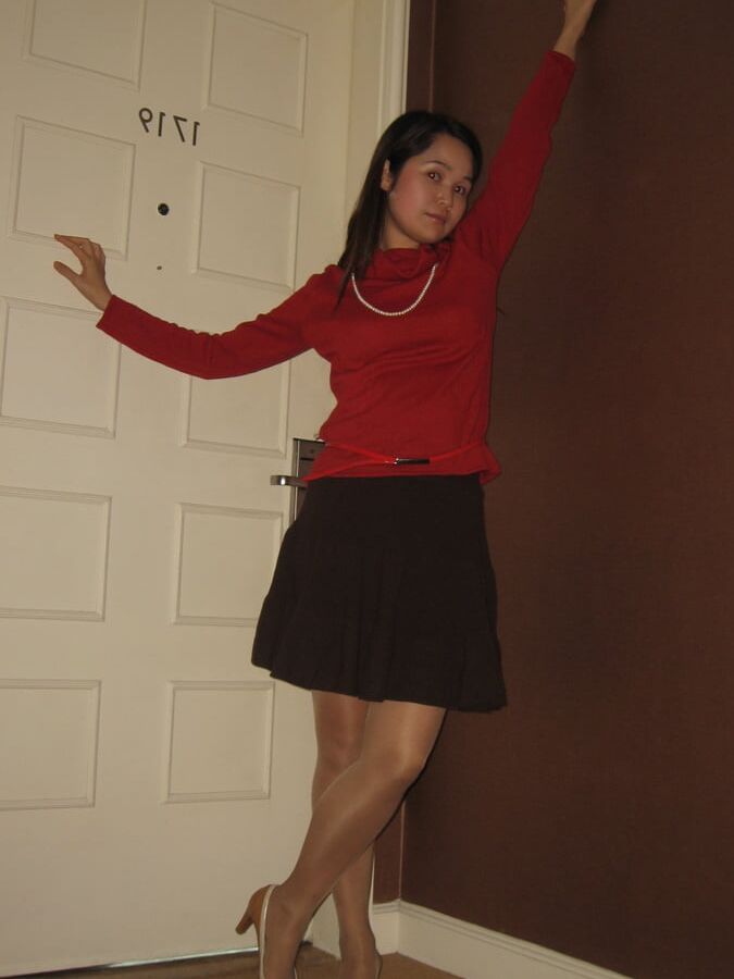 Cute Chinese Wife - Tan Pantyhose