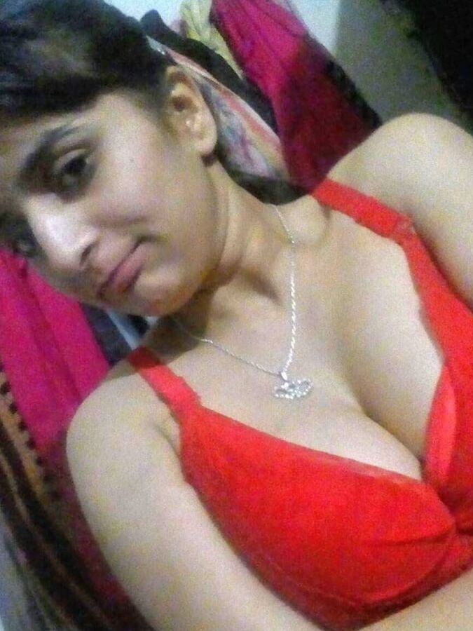 Maharashtra Muslim Wife