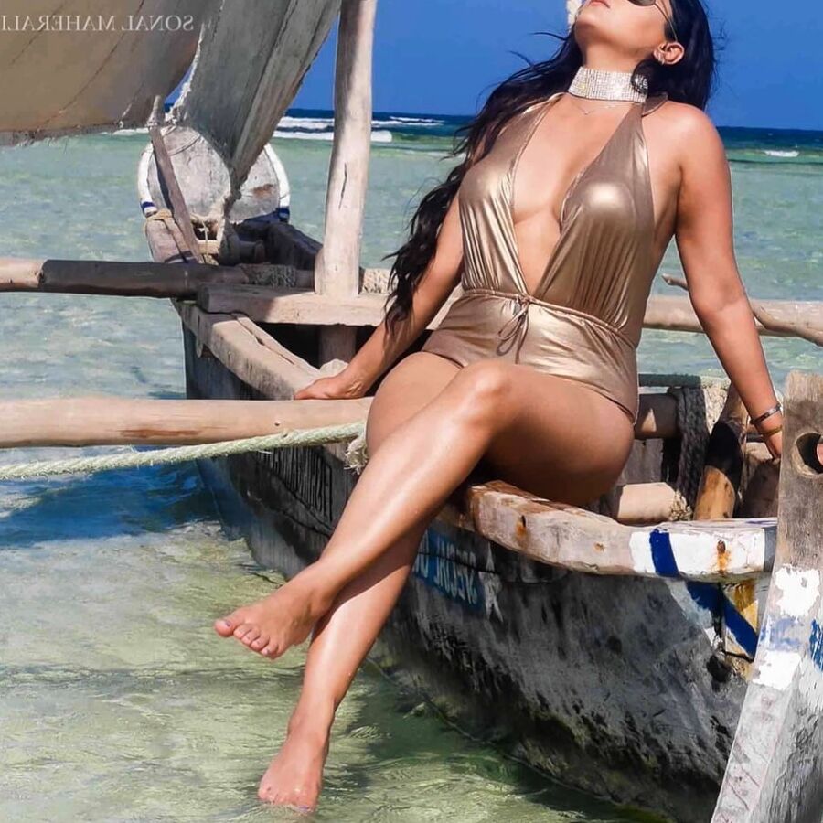 Hot milf Sonal Maherali
