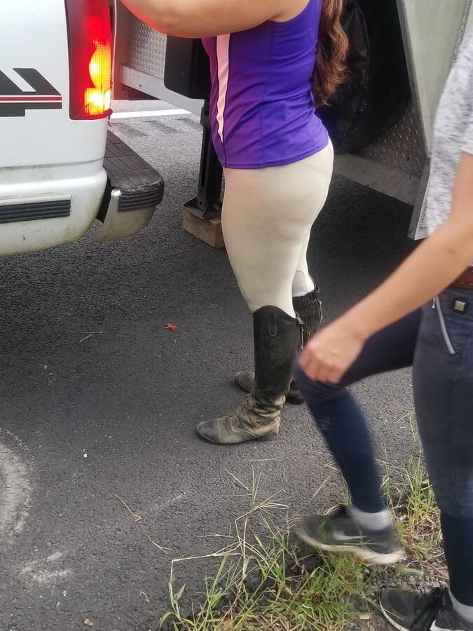 Jodhpurs Voyeur