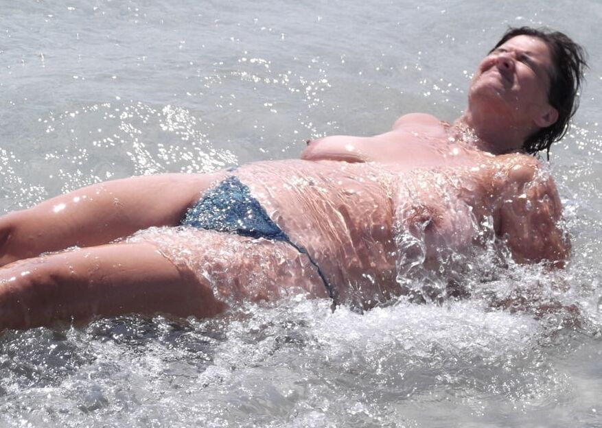 Bbw mix (Beach)