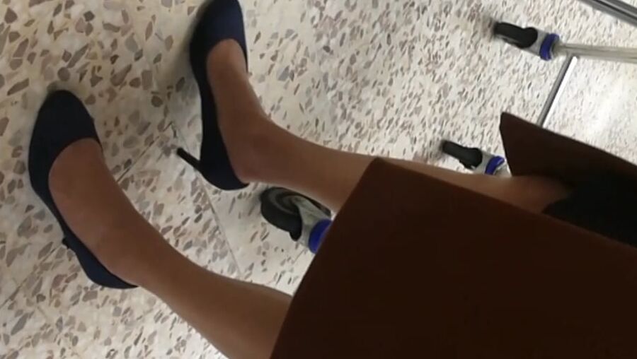 SMA sexy friends feet