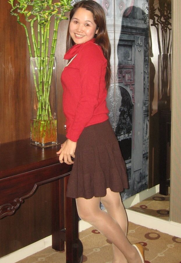 Cute Chinese Wife - Tan Pantyhose