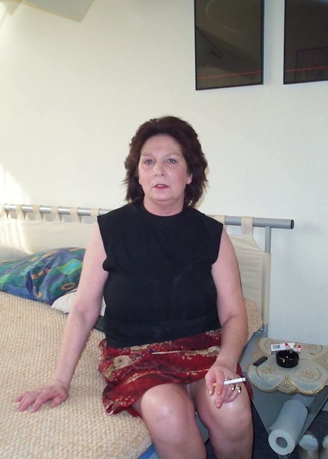 turkish older escort gulnur