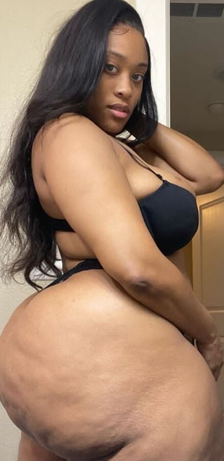 Chunky booty thick bbw pear MsTell