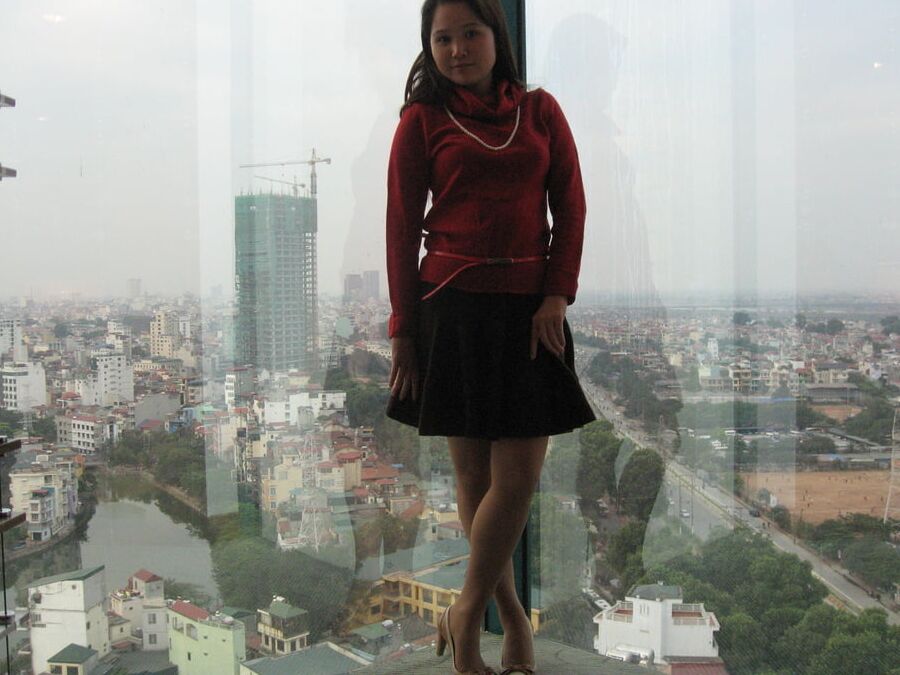 Cute Chinese Wife - Tan Pantyhose