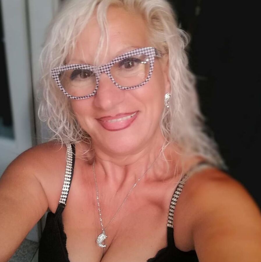 Milf Ekisabetta di Pavia