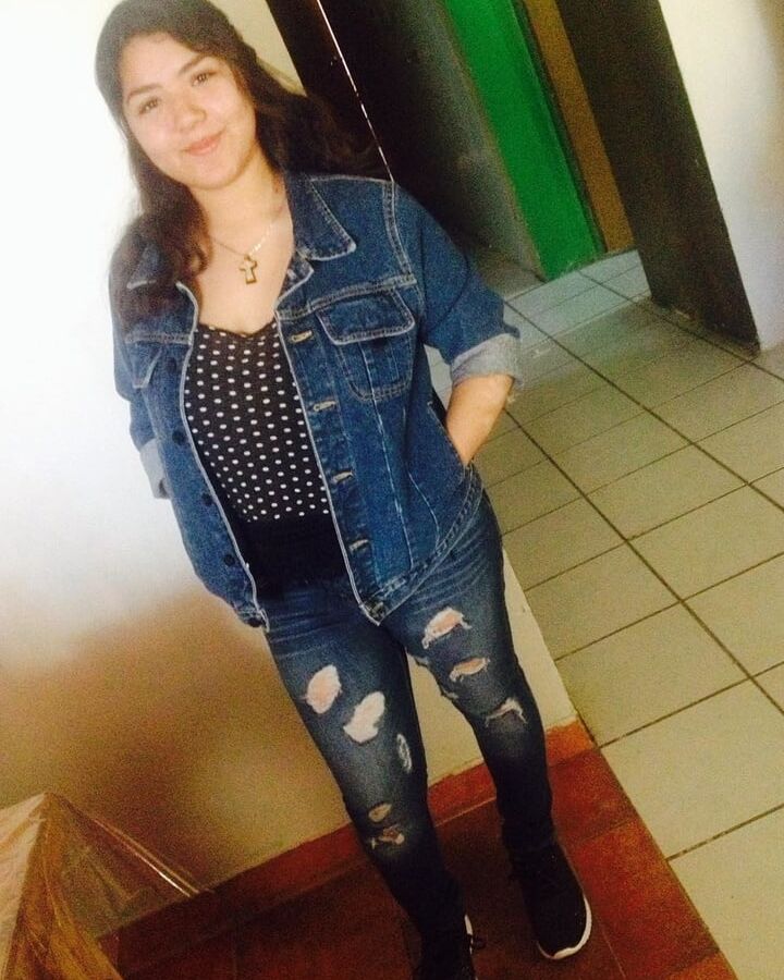 Laura con mega TETAS