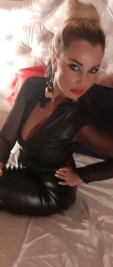 Greek Huge Tits Milf Vol