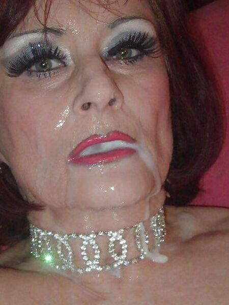 Evelyn cum