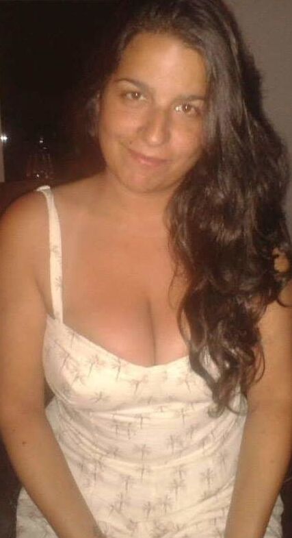 Milfs - comment and rate