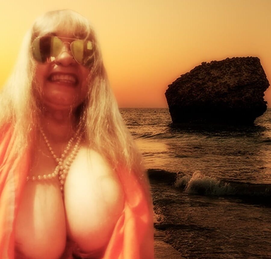 Andrea Gonzalez ... Faceb