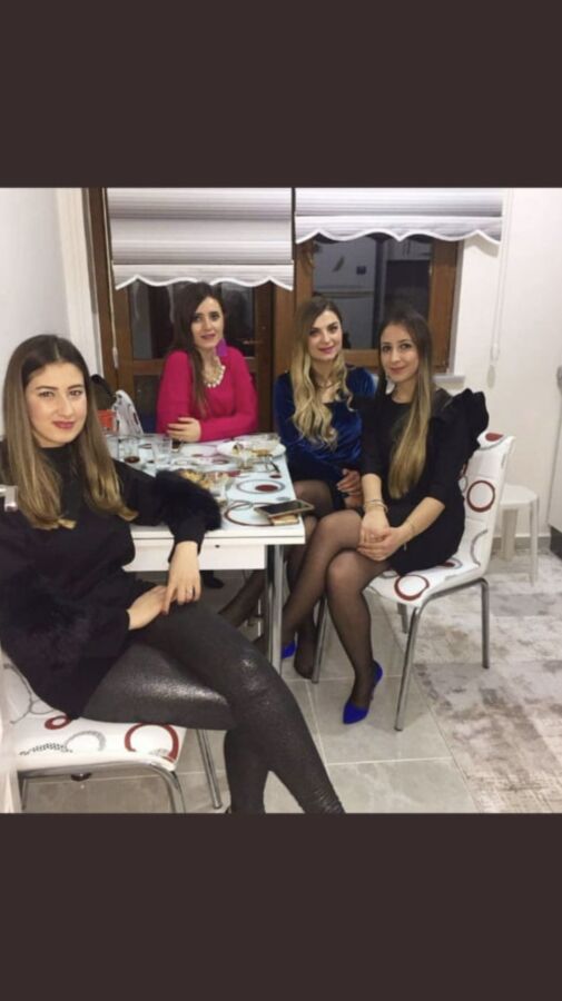 Turkish Hangisini sikersin?